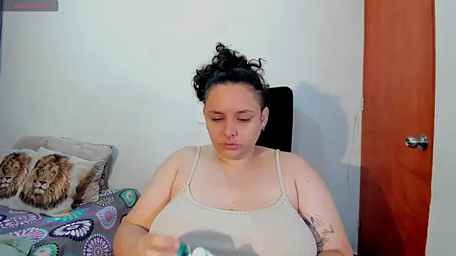 Snapshot of Mabelydani chatting on 02-03-26, 12:54 Mabelydani online show from 02-03-26, 12:54