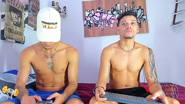 Snapshot of Friendsofeverything_ chatting on 02-21-26, 03:25 Friendsofeverything online show from 02-21-26, 03:25