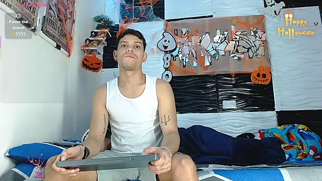 Friendsofeverything  online show from 10-21-25, 12:37