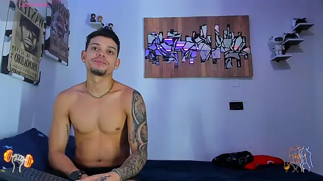 Snapshot of Friendsofeverything_ chatting on 02-11-26, 02:06 Friendsofeverything online show from 02-11-26, 02:06