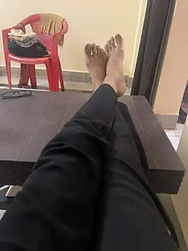 Privateseducer online show from 12-04-25, 01:21