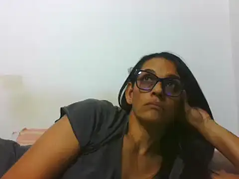 latinbrunettet online show from 02-17-25, 05:23