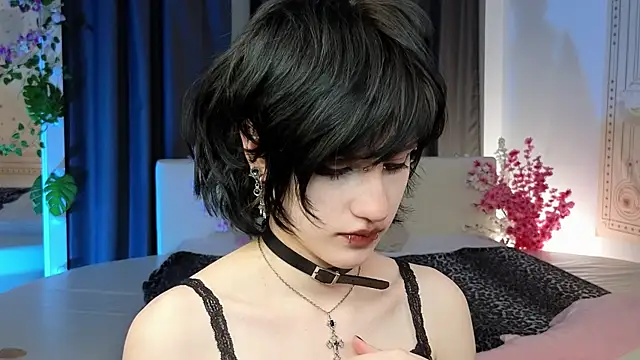 Snapshot of dark_vamp_ chatting on 03-01-25, 06:32 dark vamp  online show from 03-01-25, 06:32