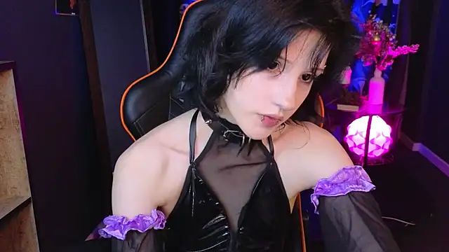 Snapshot of dark_vamp_ chatting on 01-30-25, 08:53 dark vamp  online show from 01-30-25, 08:53