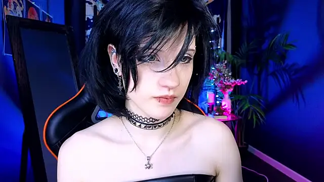 Snapshot of dark_vamp_ chatting on 02-15-25, 02:58 dark vamp  online show from 02-15-25, 02:58