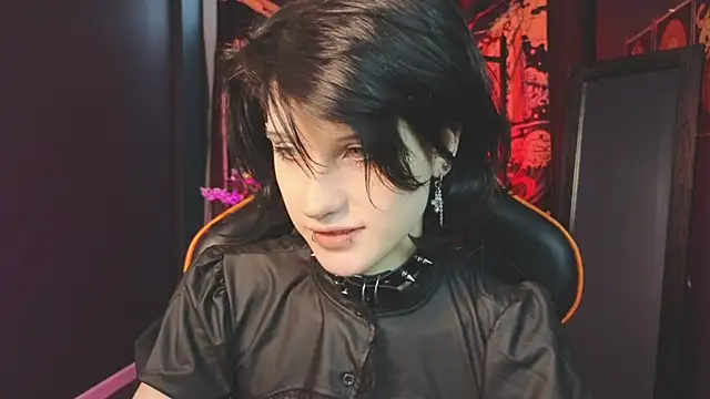 Snapshot of dark_vamp_ chatting on 01-22-25, 12:17 dark vamp  online show from 01-22-25, 12:17