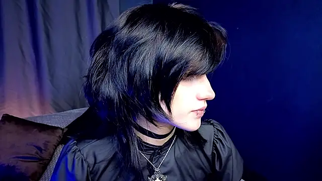 Snapshot of dark_vamp_ chatting on 09-29-25, 05:07 dark vamp  online show from 09-29-25, 05:07