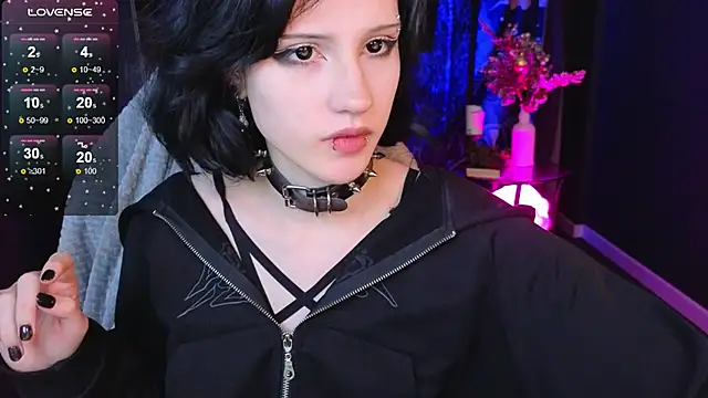 Snapshot of dark_vamp_ chatting on 01-31-25, 12:39 dark vamp  online show from 01-31-25, 12:39