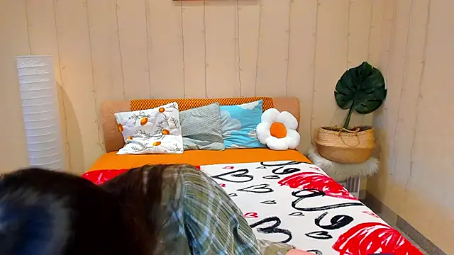 Mira Karter online show from 04-05-26, 03:24