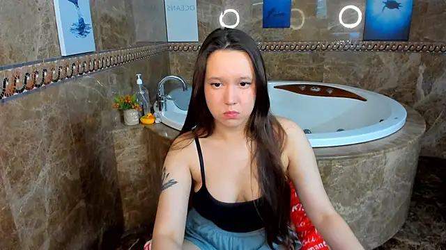 Mira Karter online show from 05-17-26, 02:55