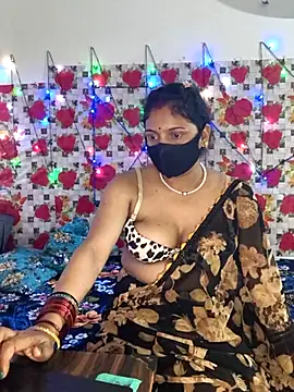 Snapshot of PeaCoooock chatting on 10-13-25, 04:41 PeaCoooock online show from 10-13-25, 04:41