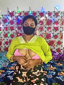 Snapshot of PeaCoooock chatting on 11-02-25, 07:08 PeaCoooock online show from 11-02-25, 07:08