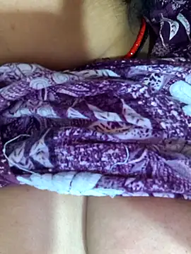 Snapshot of PeaCoooock chatting on 11-16-25, 06:12 PeaCoooock online show from 11-16-25, 06:12