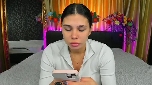 Diamond Gabriela online show from 03-21-25, 10:17