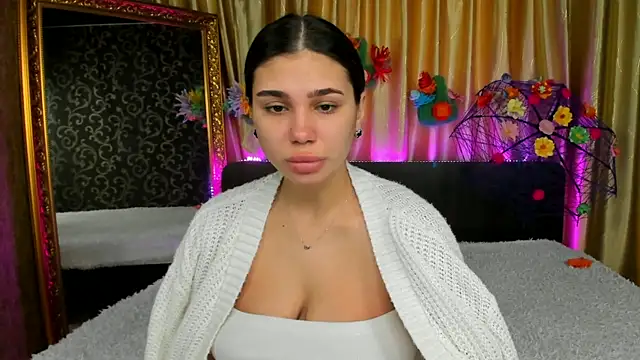 Diamond Gabriela online show from 03-08-25, 08:11