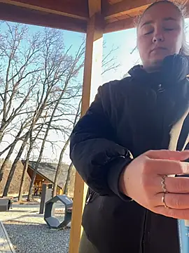 Snapshot of Joannakiss chatting on 02-27-25, 01:07 Joannakiss online show from 02-27-25, 01:07