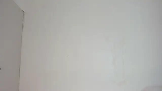 Snapshot of Mia_hansper chatting on 12-17-24, 08:21 Mia hansper online show from 12-17-24, 08:21