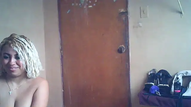 Lucy White   online show from 04-09-26, 07:42