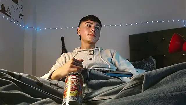 Snapshot of Im_juanda chatting on 02-22-25, 10:42 Im juanda online show from 02-22-25, 10:42