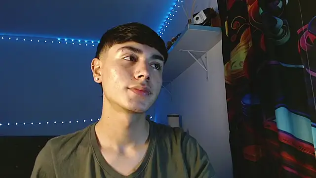 Snapshot of Im_juanda chatting on 12-10-24, 10:26 Im juanda online show from 12-10-24, 10:26