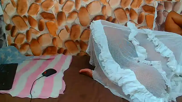 AfricanBigAssxx98 online show from 11-24-25, 07:19