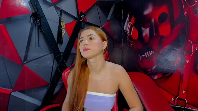 Snapshot of Hana_and_Zeta chatting on 12-02-25, 12:07 Hana and Zeta online show from 12-02-25, 12:07