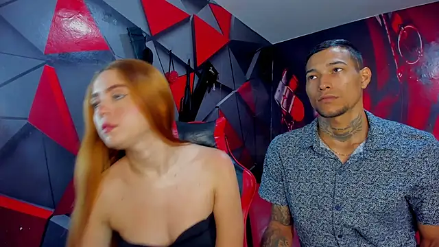 Snapshot of Hana_and_Zeta chatting on 12-18-25, 12:31 Hana and Zeta online show from 12-18-25, 12:31