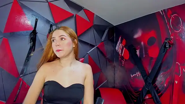 Snapshot of Hana_and_Zeta chatting on 12-22-25, 12:38 Hana and Zeta online show from 12-22-25, 12:38