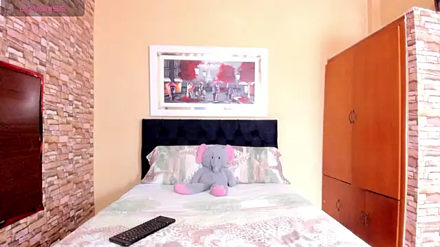 mariana mauricio hot online show from 02-19-26, 07:44