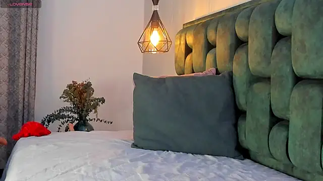 angelswets online show from 10-23-25, 02:16