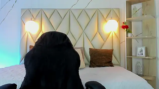 Snapshot of angelswets chatting on 02-09-26, 02:15 angelswets online show from 02-09-26, 02:15