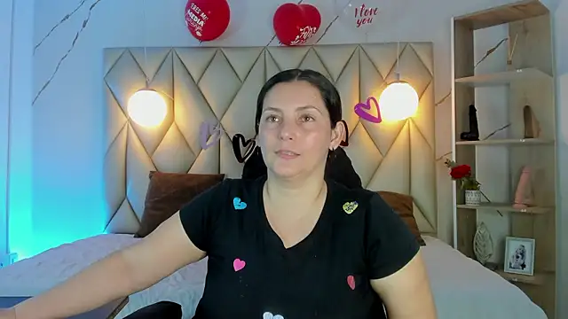 Snapshot of angelswets chatting on 02-20-26, 02:08 angelswets online show from 02-20-26, 02:08