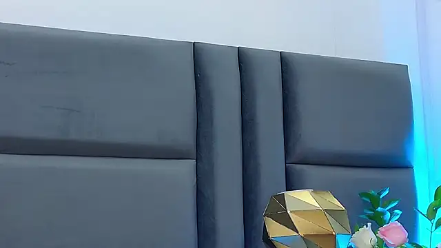 VanessaGlenn online show from 03-20-26, 12:11