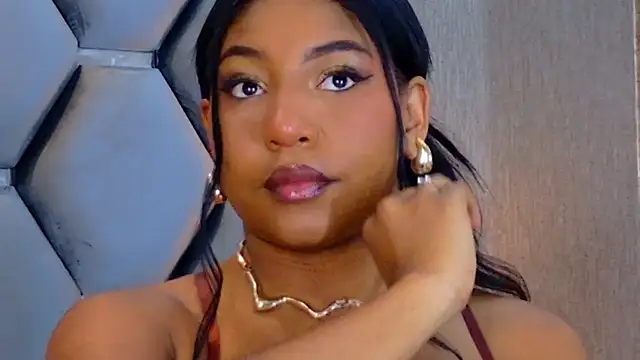 VanessaGlenn online show from 06-18-26, 12:21