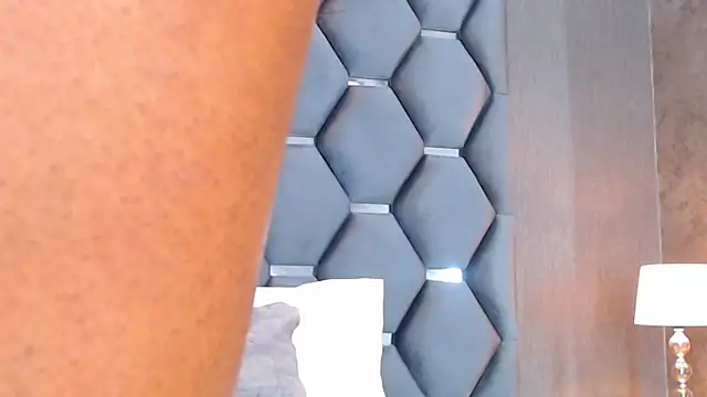 VanessaGlenn online show from 03-10-26, 02:32