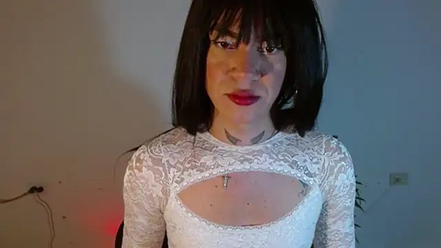 Snapshot of KamilaParrisx chatting on 02-10-26, 03:27 KamilaParrisx online show from 02-10-26, 03:27