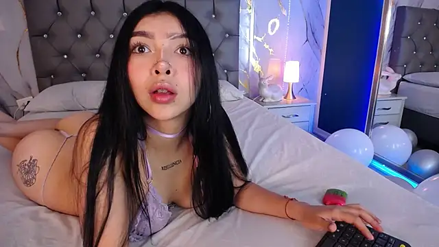 Snapshot of pettit_courtny chatting on 02-23-25, 12:51 pettit courtny online show from 02-23-25, 12:51