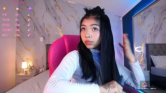 Snapshot of pettit_courtny chatting on 03-15-25, 07:48 pettit courtny online show from 03-15-25, 07:48