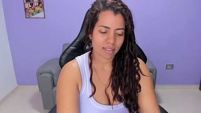 boomsar01 online show from 09-09-25, 02:54