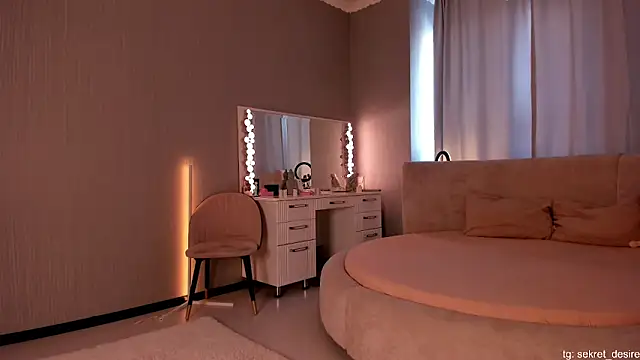 sincere shyness online show from 03-10-26, 12:31