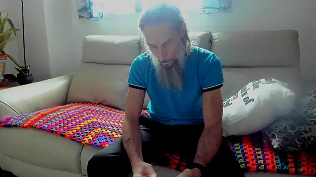 Snapshot of mindphu_k chatting on 01-14-26, 08:01 mindphu k online show from 01-14-26, 08:01