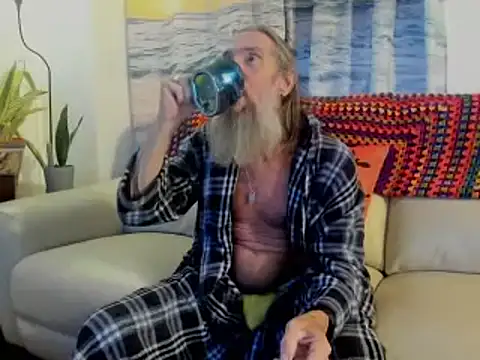 Snapshot of mindphu_k chatting on 11-04-25, 01:42 mindphu k online show from 11-04-25, 01:42