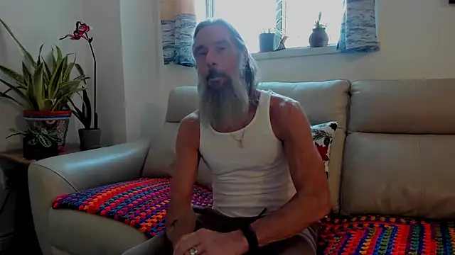 Snapshot of mindphu_k chatting on 12-16-25, 09:19 mindphu k online show from 12-16-25, 09:19