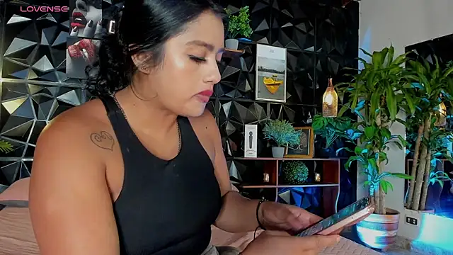karla 999 online show from 10-08-25, 01:07