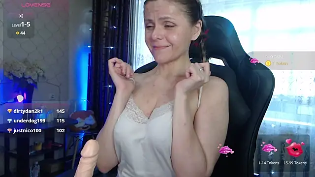 JessieOMays online show from 06-09-26, 11:28