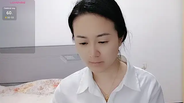 fanfan-FF online show from 03-18-26, 01:02