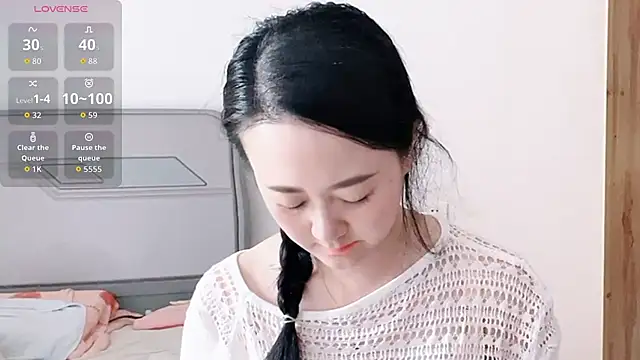 fanfan-FF online show from 04-14-26, 03:22