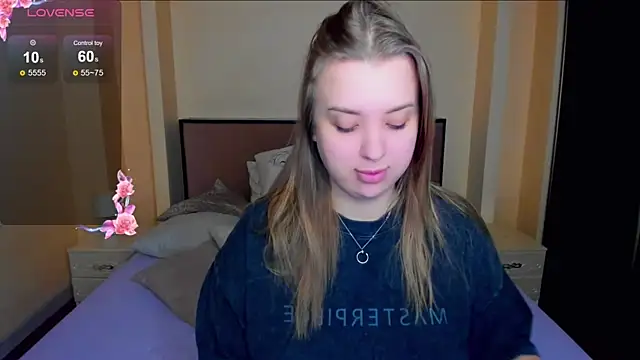 AlexissM online show from 02-25-26, 04:40