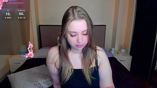 Snapshot of AlexissM chatting on 06-02-26, 03:45 AlexissM online show from 06-02-26, 03:45