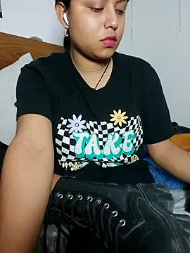 azulzulix online show from 04-16-26, 02:56